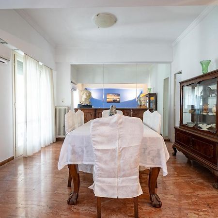 Larissa Station Metro St. 2 Bedrooms 3 Pers. Flat Athens Exterior photo