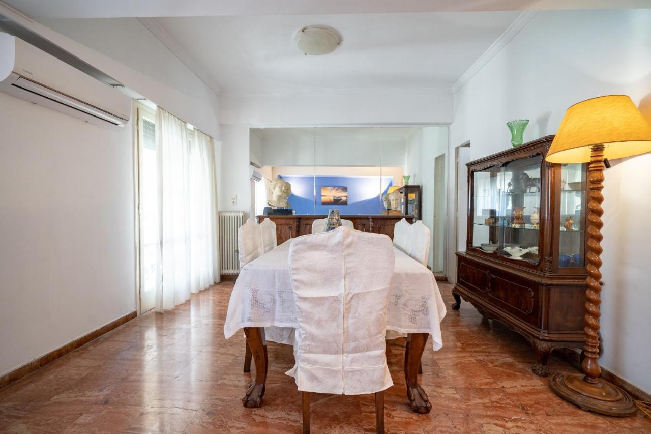Larissa Station Metro St. 2 Bedrooms 3 Pers. Flat Athens Exterior photo
