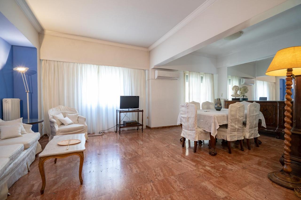 Larissa Station Metro St. 2 Bedrooms 3 Pers. Flat Athens Exterior photo