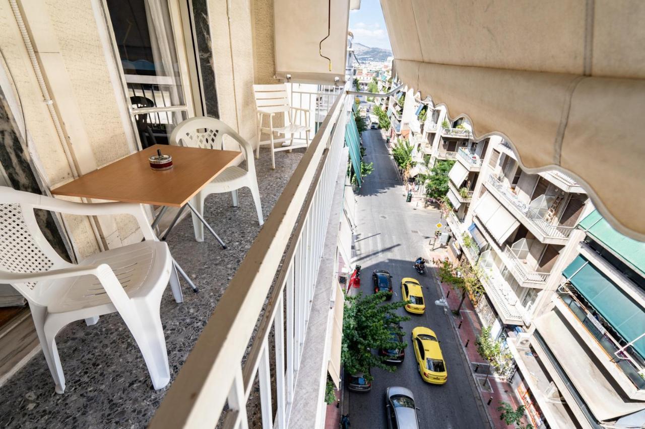 Larissa Station Metro St. 2 Bedrooms 3 Pers. Flat Athens Exterior photo