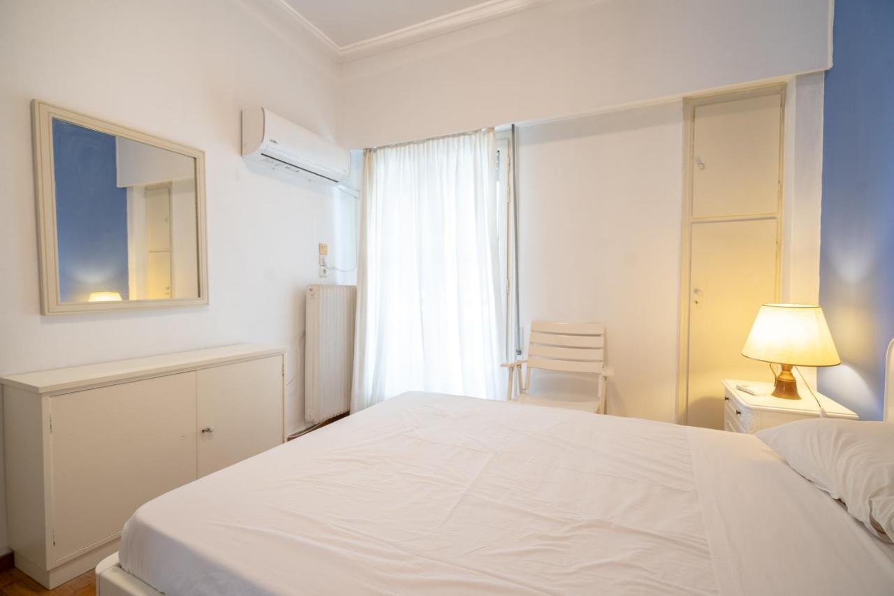 Larissa Station Metro St. 2 Bedrooms 3 Pers. Flat Athens Exterior photo